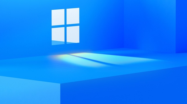 微软推广 Windows 11 再出新招：Windows 10 用户反馈 PC 出现全屏提醒“明年停用”